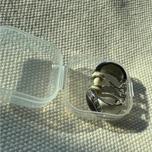 Black White and Silver Vintage Clip On Earrings with cubic zirconia. - Picture 8 of 8